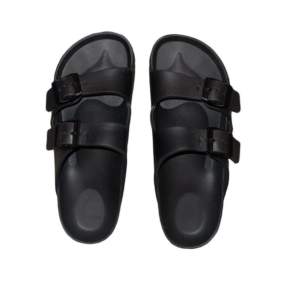 SHEIN Shoes - ❇️SOLD❇️ SHEIN Buckle Decor Footbed Sandals